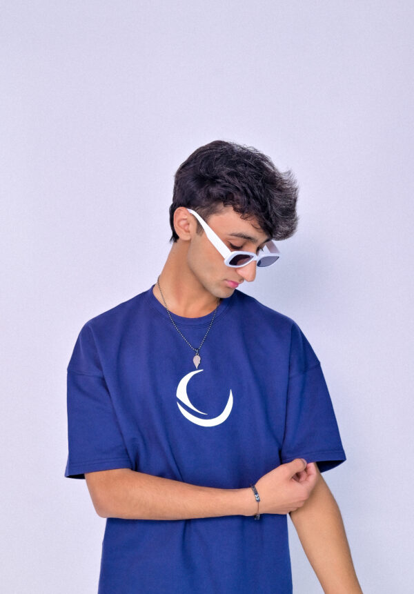 Men's navy blue shirt